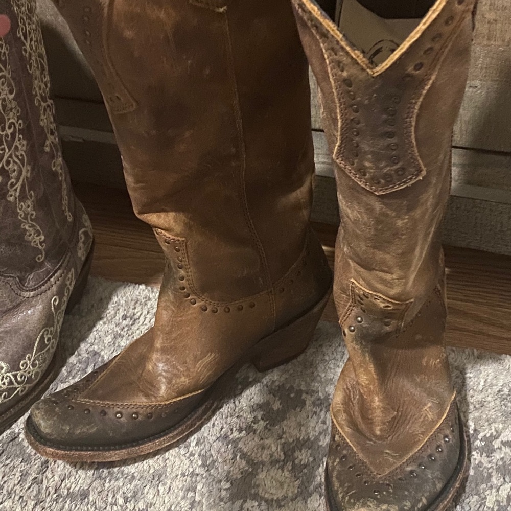 Liberty Black Boots American Tan six 6